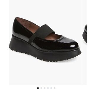 Wonders Platform Mary Jane Loafer (Women) size 8 black Black Patent Lea comfort